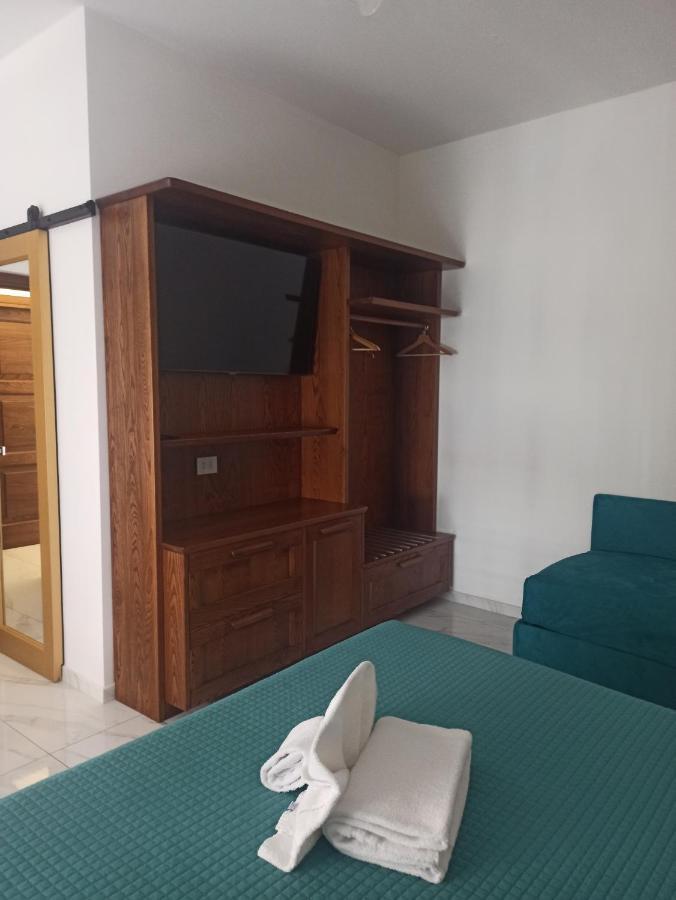 B&B Suite And Rooms San Giovanni Рим Экстерьер фото